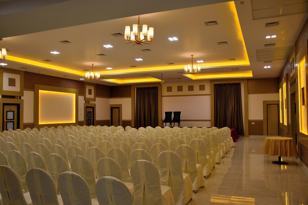 Hotel Laya Inn Ariyalur Екстериор снимка